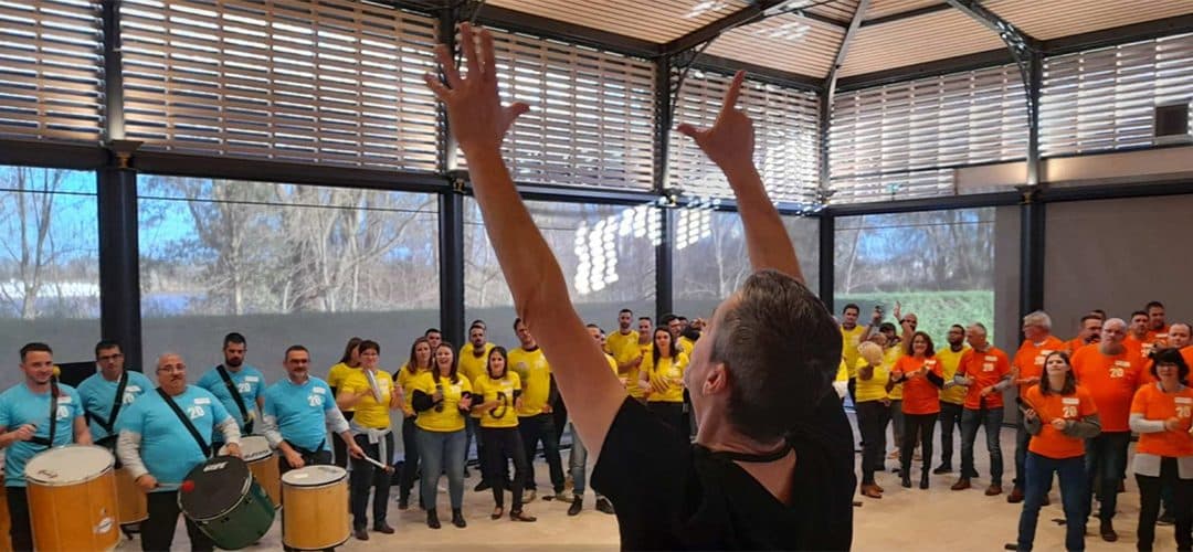 Pourquoi choisir le Team Building percussion en 2026?