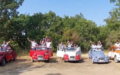 Rallye 2CV en Luberon : Une balade insolite pour fédérer vos équipes en Provence